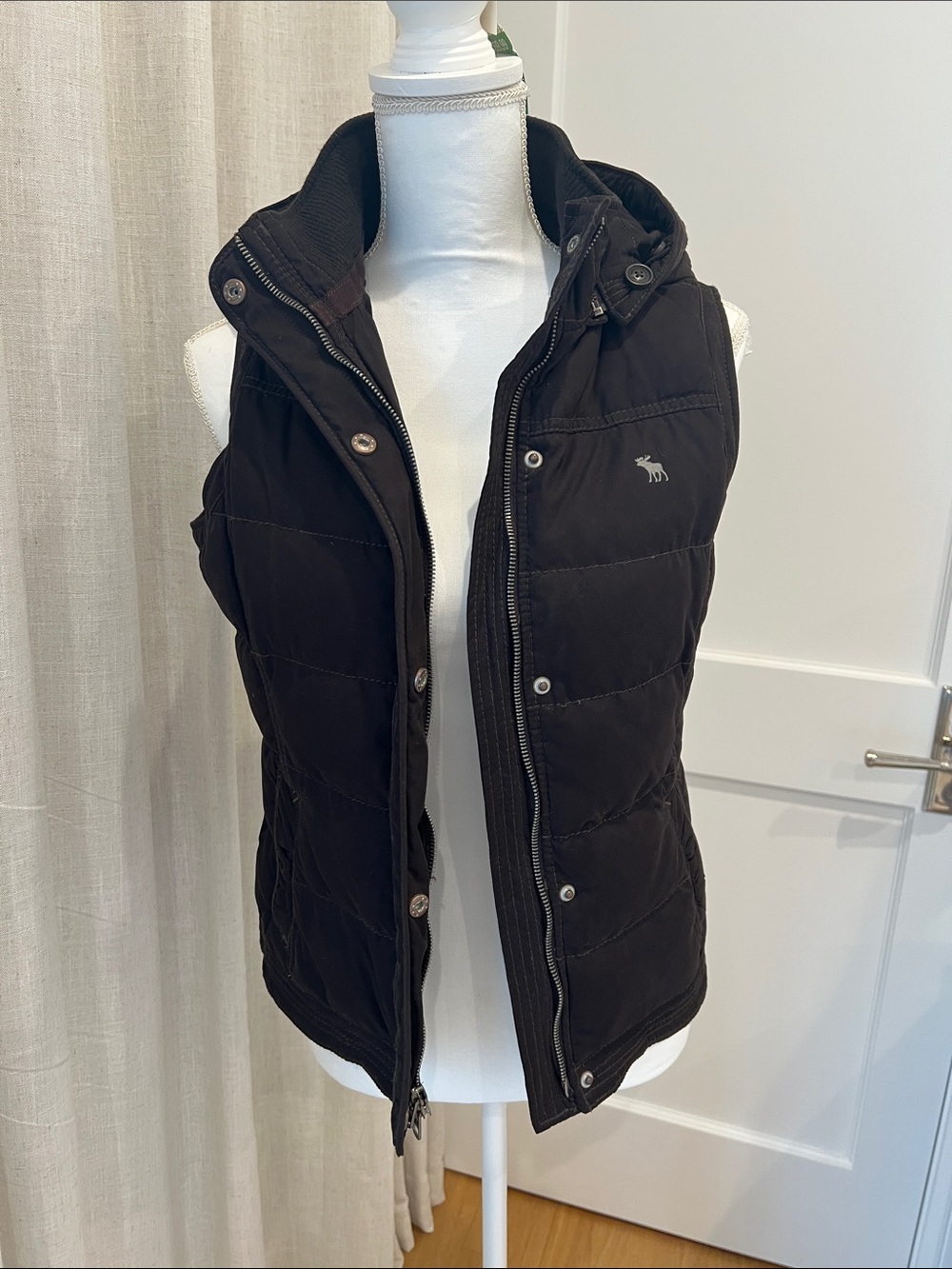 Abercrombie & Fitch Brown Hooded Quilted Vest